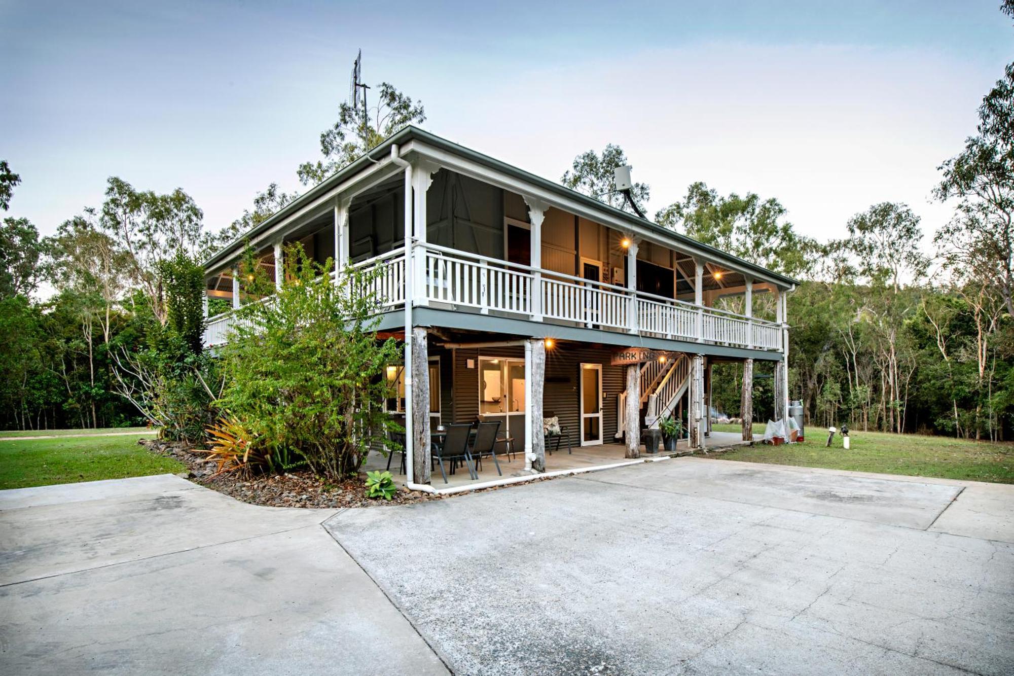 Airlie Beach Eco Cabins Exterior foto